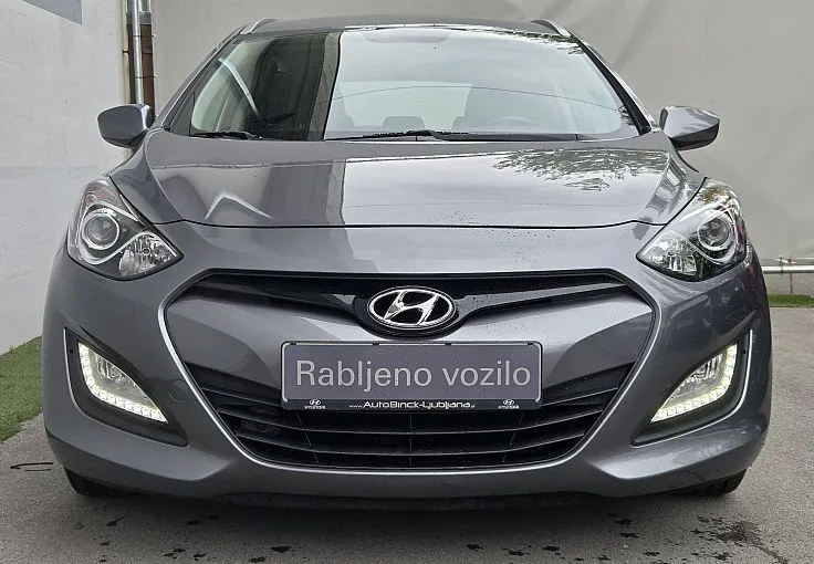 Zunanja slika - Hyundai i30 Wagon - 1.6 GDi Comfort - 2