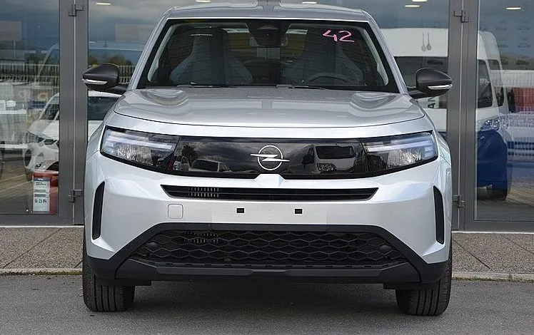 Zunanja slika - Opel Frontera - 1.2 MHEV TURBO 100KW EDITION DCT - 6