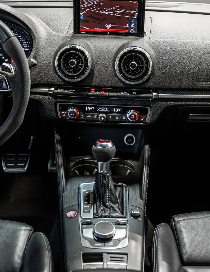 Zunanja slika - Audi S3 - R TFSI quattro S tronic - 15
