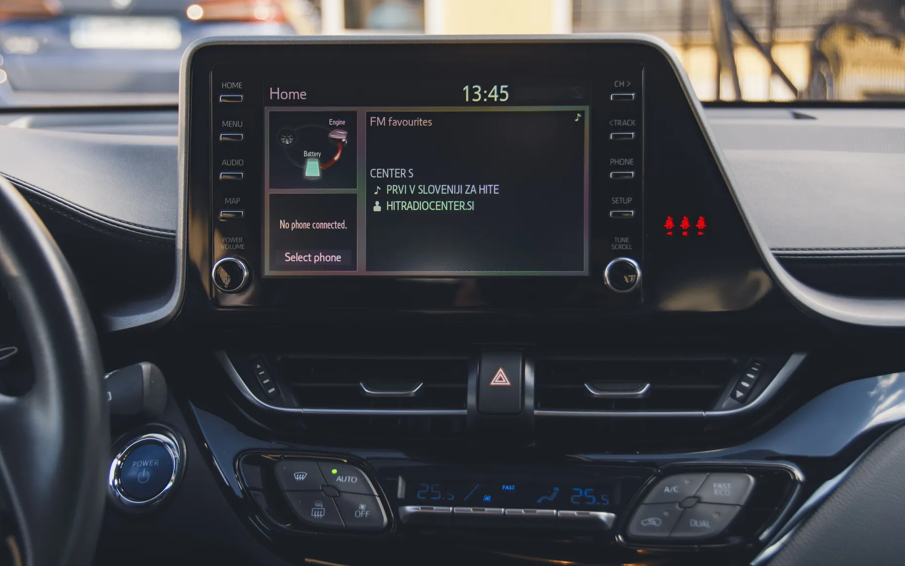 Zunanja slika - Toyota C-HR - CH-R 1.8 HYBRID SMART-BLACK PACK-LED-ACC-KAM-SLO-17C - 15