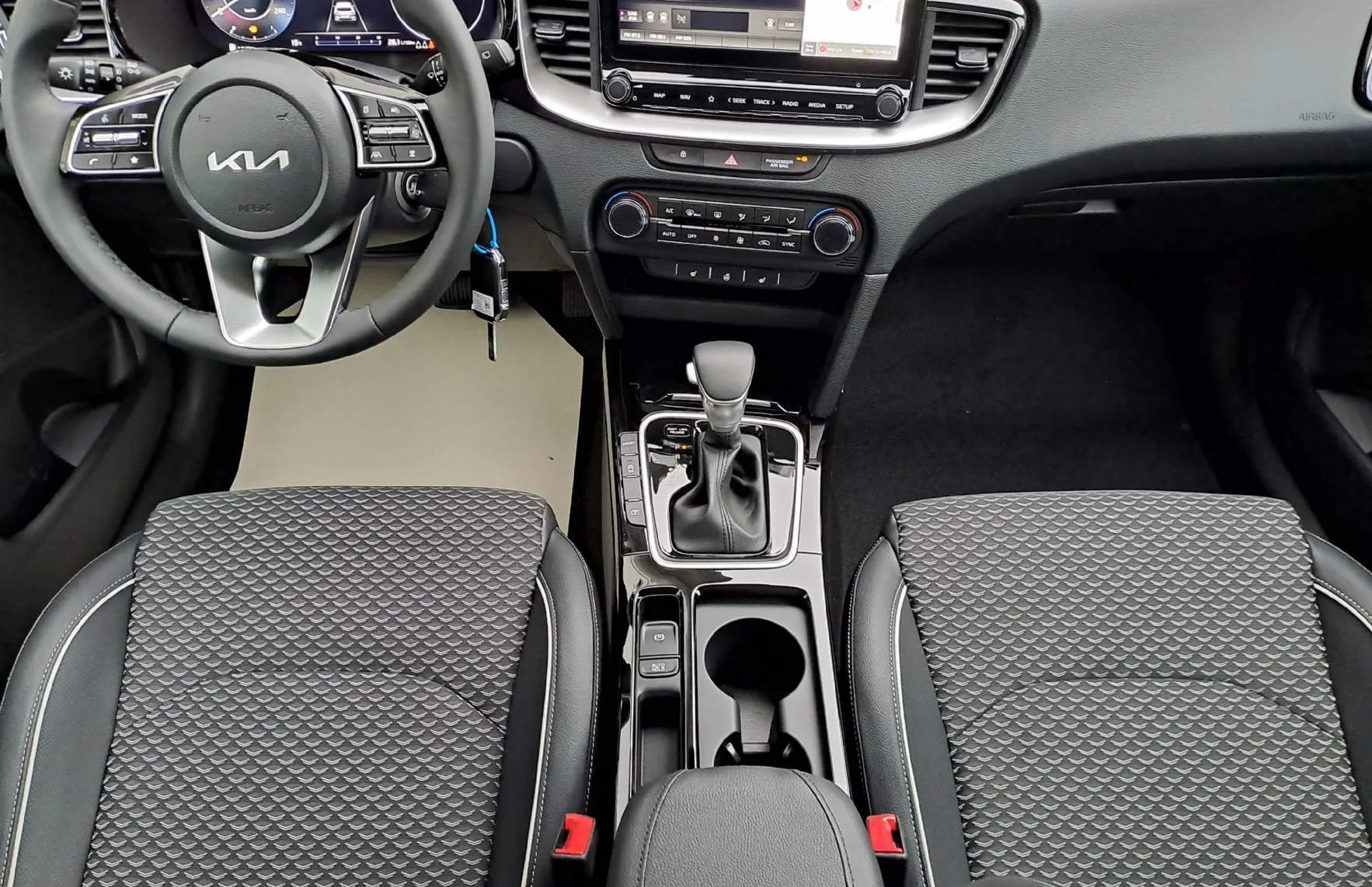 Zunanja slika - KIA XCeed - 1.6 T-GDi EX WAY ISG.7DCT 110 kW - 9
