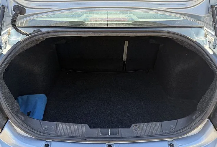Zunanja slika - Fiat Linea - 1.3 Multijet 16V Dynamic - PDC - AUT.KLIMA - SLO - 12