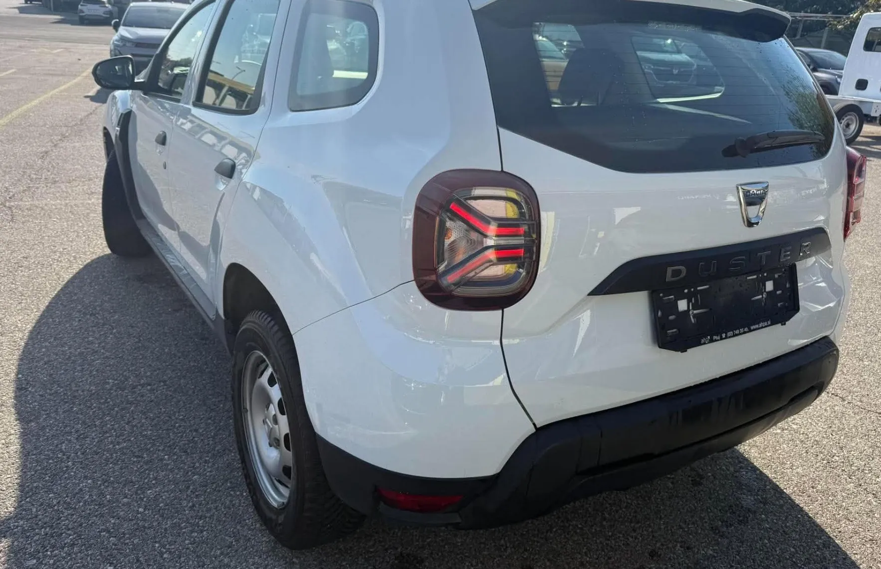 Zunanja slika - Dacia Duster - 1.0 Tce 90 Essential 1.Lastnik Slo.Vozilo - 5