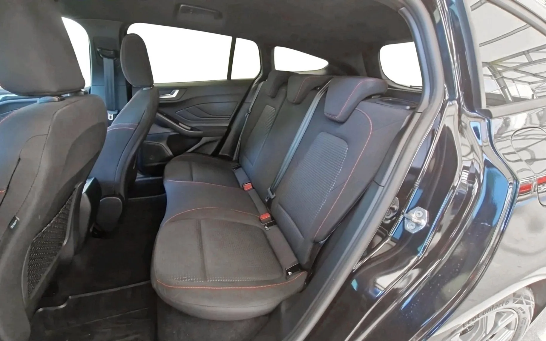Zunanja slika - Ford Focus - 1.0 EcoBoost 92kW mHEV ST-Line-SLO-LED-NAVI-KAMERA - 6