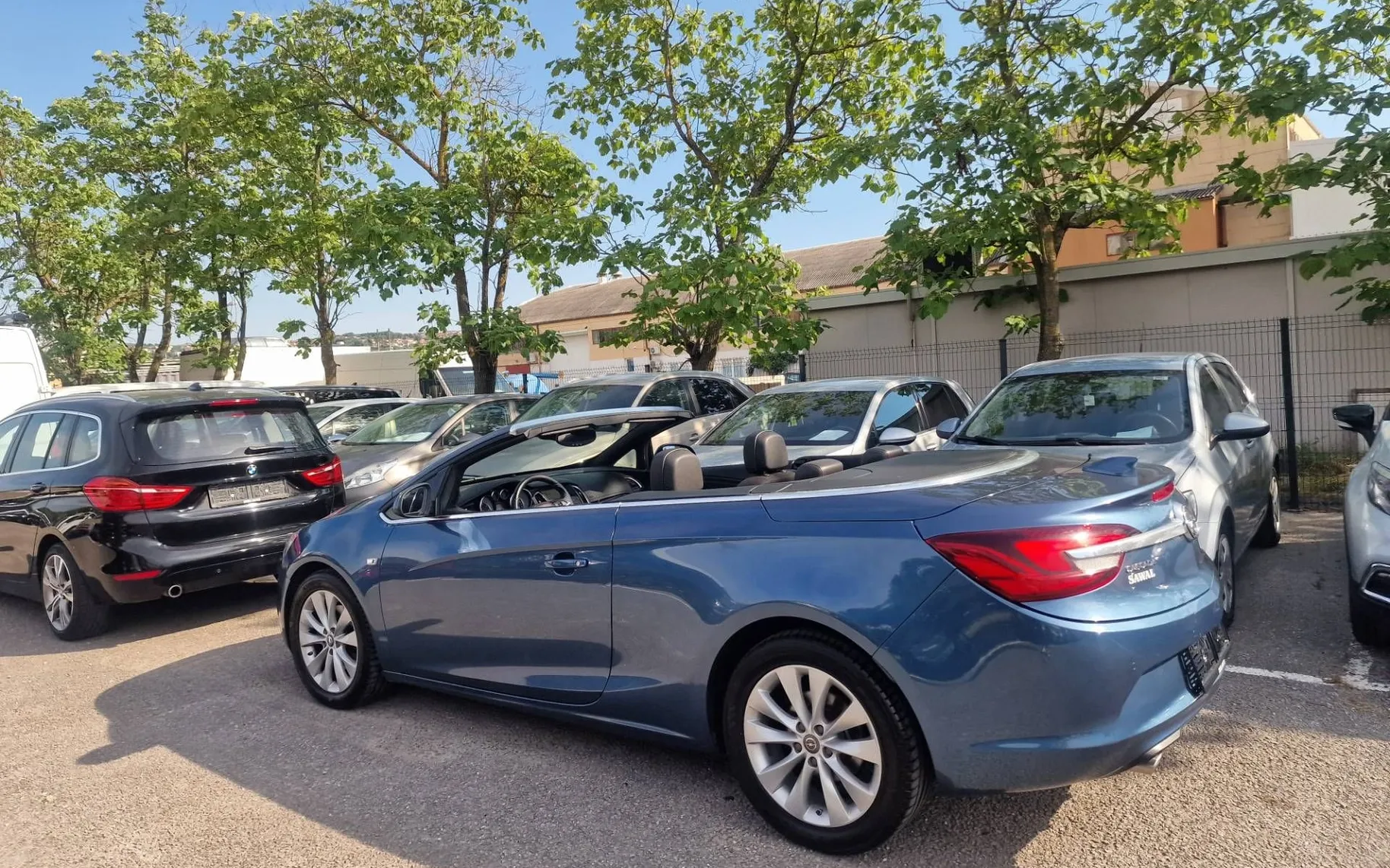 Notranja slika - Opel Cascada - CABRIO 2.0D - 12