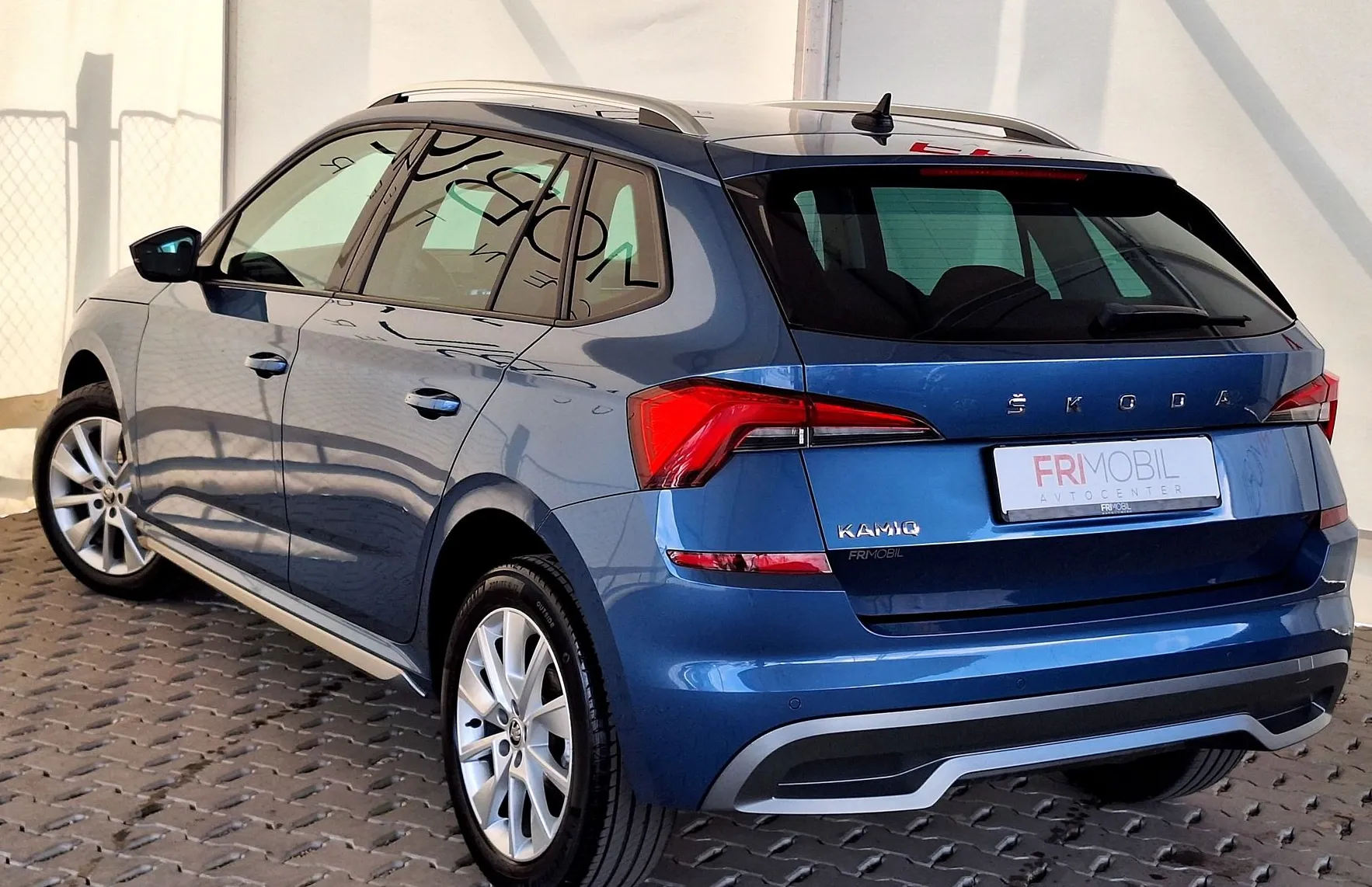 Zunanja slika - Škoda Kamiq - Style 1.5 TSI 110 kW •MATRIX•PARK.SENZORJI•ALU17• - 4