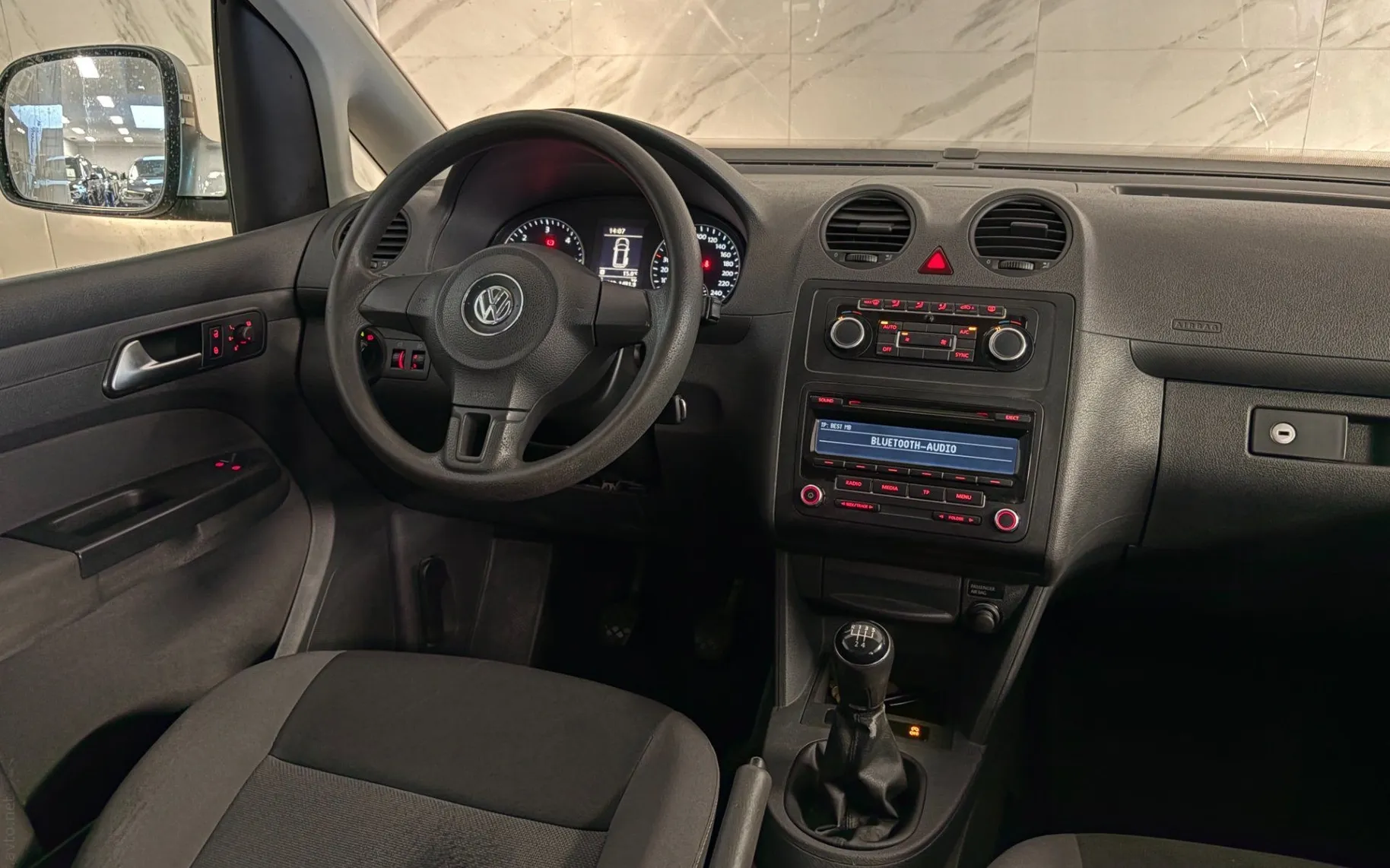 Notranja slika - Volkswagen Caddy - 1.6 TDI - 12