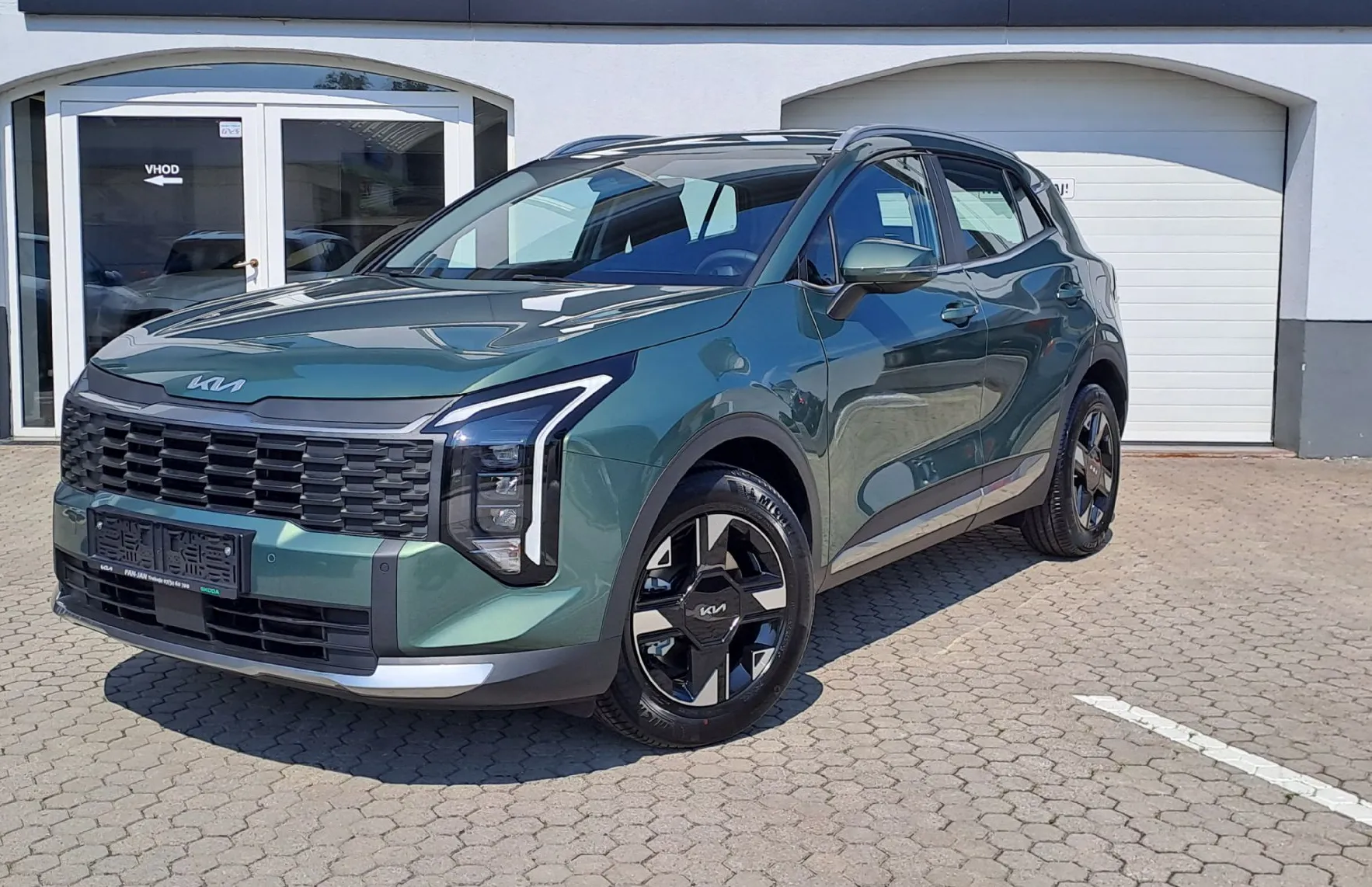 Zunanja slika - KIA Sportage - 2WD 1.6 T-GDI LX Fresh ISG - 1