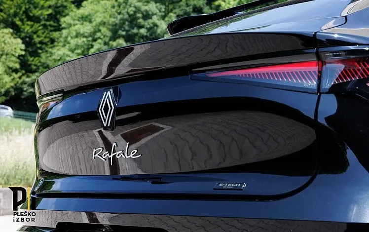Zunanja slika - Renault Rafale - E-Tech 200 techno + GUME + VINJETA - 14