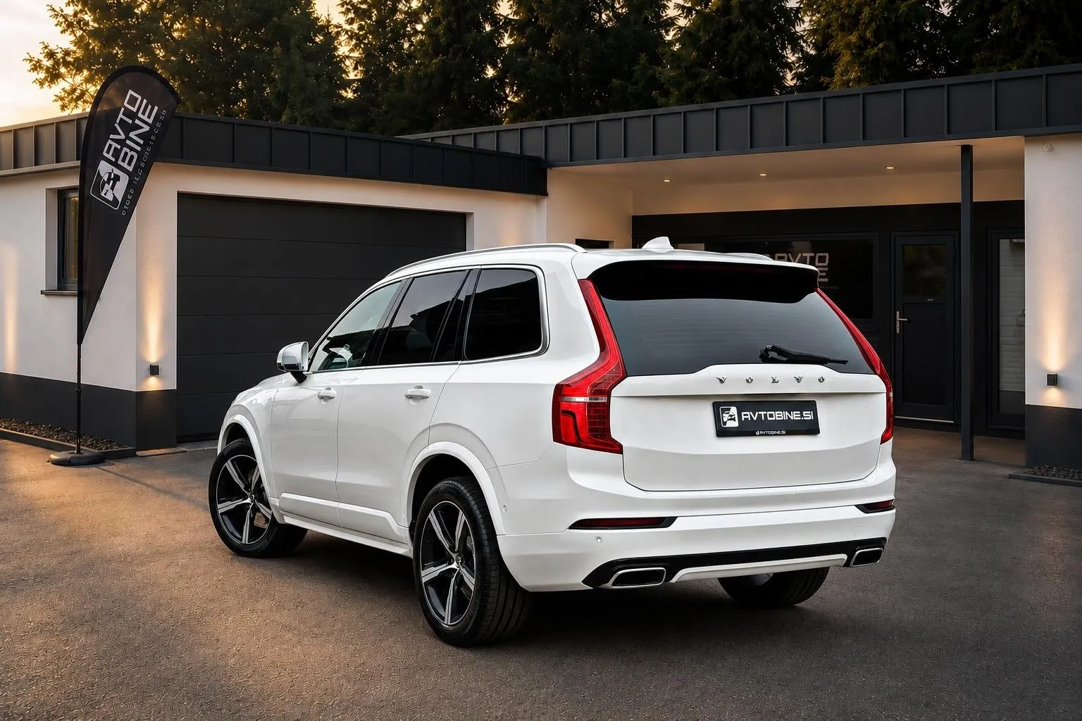 Zunanja slika - Volvo XC90 - D5•R-DESIGN•7 SEDEŽEV•PILOT•LED•VIRTUAL•KOT NOV.. - 6
