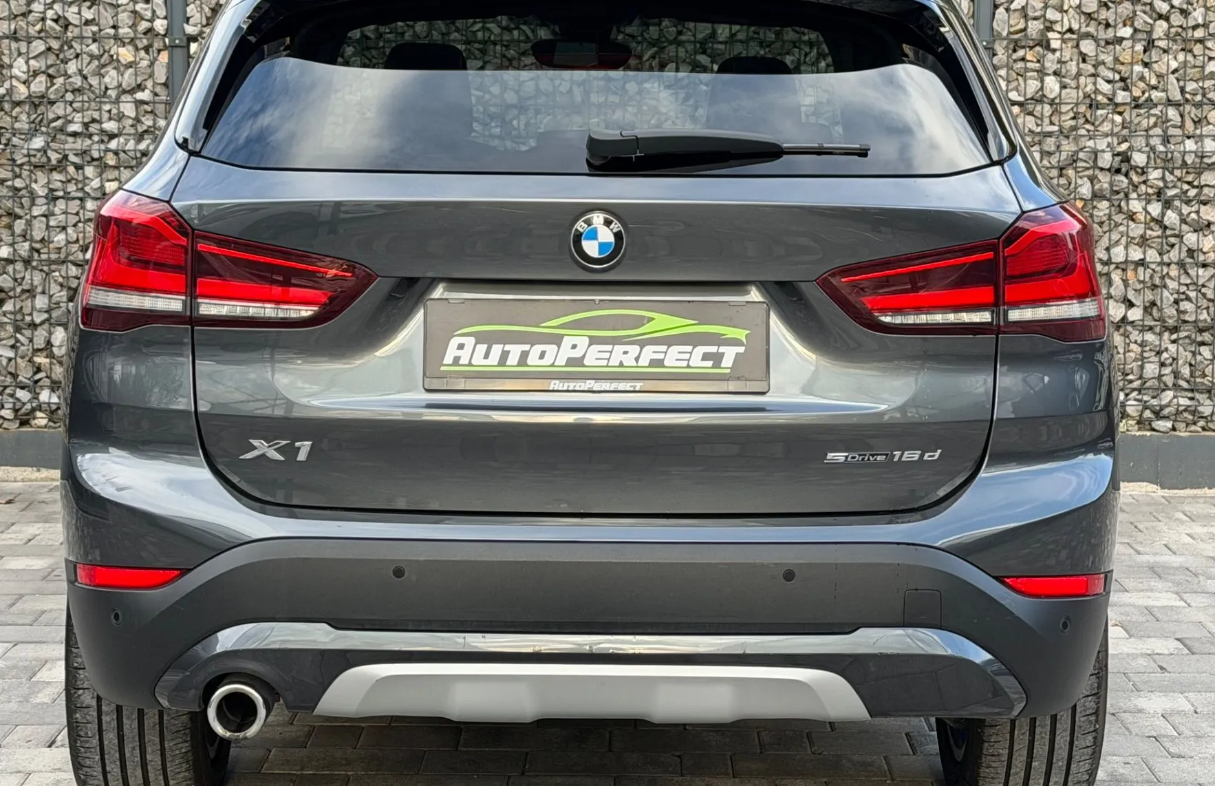 Zunanja slika - BMW X1 - serija : sDrive16d AVT. |SLO|LED|PANO|1. LAST|TEMP| - 5