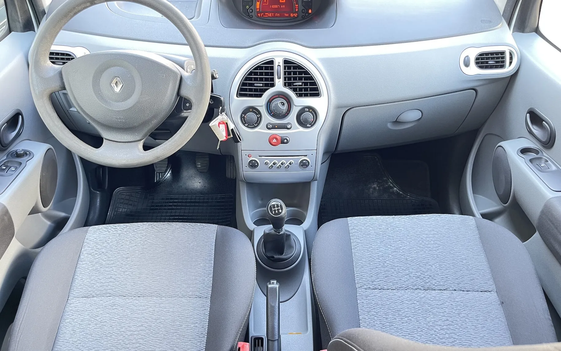 Zunanja slika - Renault Modus - 1.2 16V Expression 1.LASTNIK SLO NAKUP NA OBROKE - 13