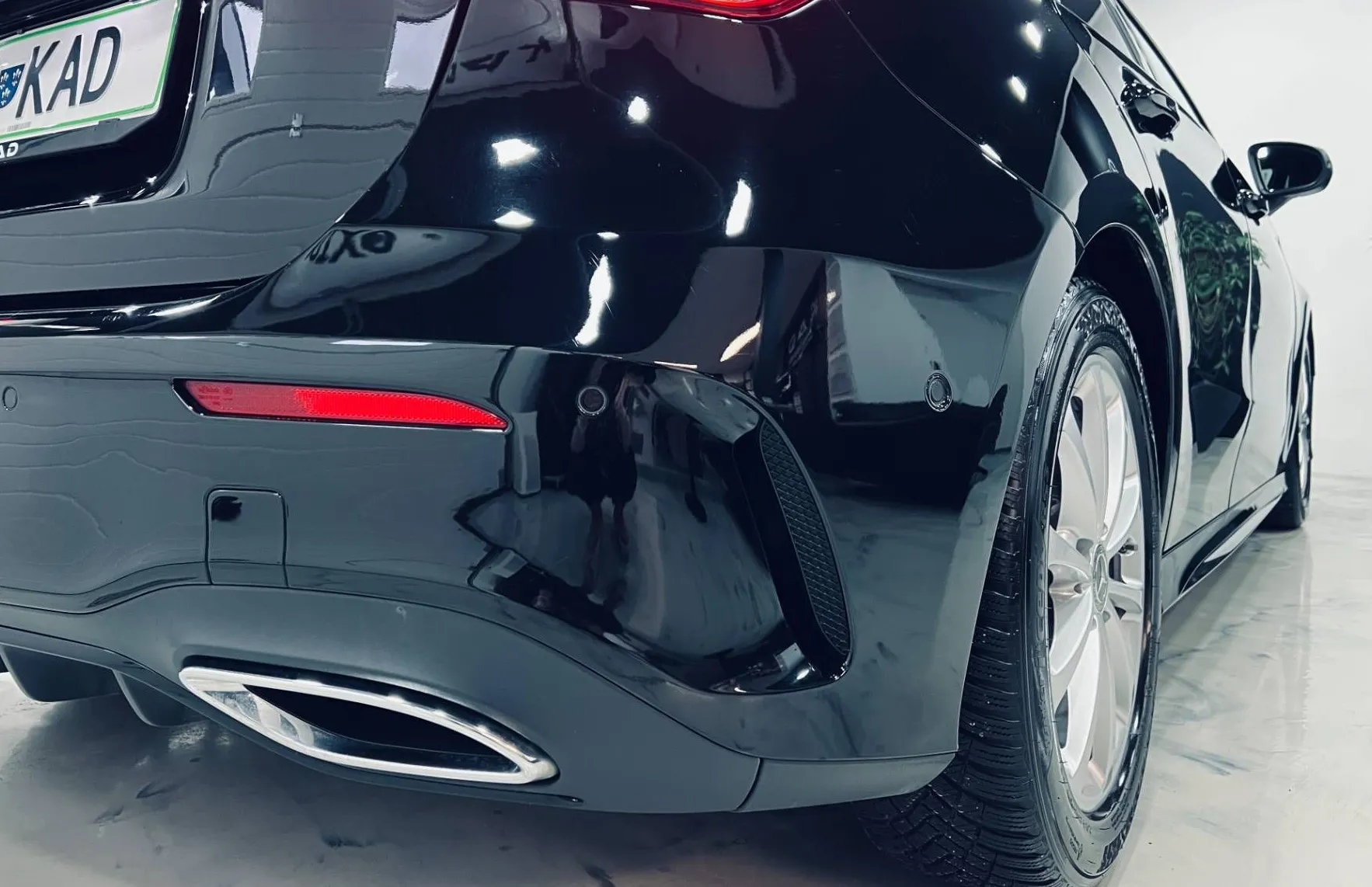 Zunanja slika - Mercedes-Benz A-Razred - A 180 AMG NAVI-GRETJE-LED-PDC-ACC... - 15