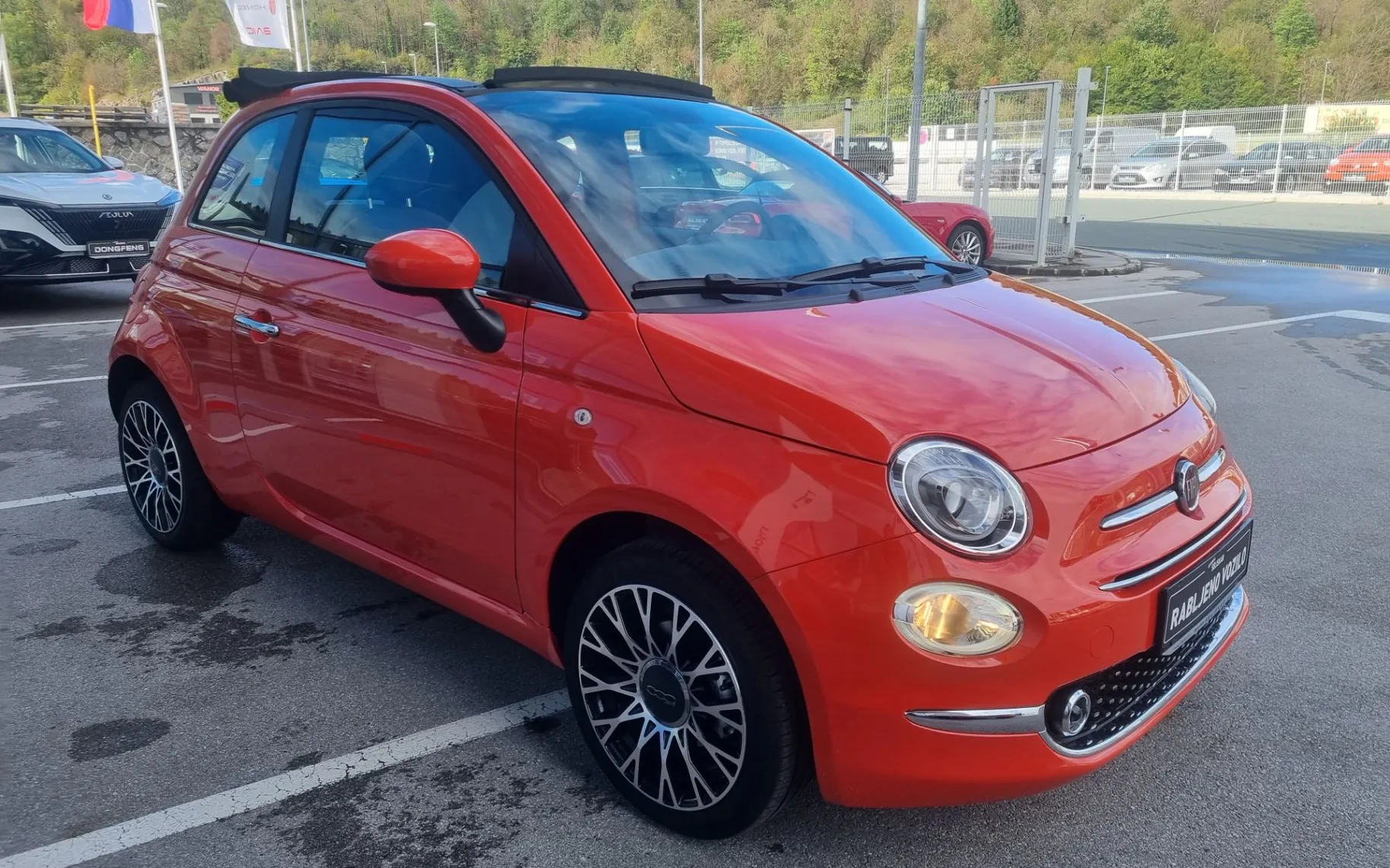 Zunanja slika - Fiat 500C - 500 1.0 MHEV Dolcevita  - SAMO 4.992km - CABRIO - 4
