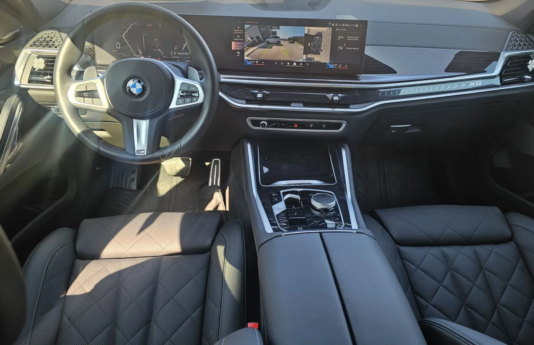 Zunanja slika - BMW X6 - serija : xDrive30d Avt. - SLO - Full option - 7