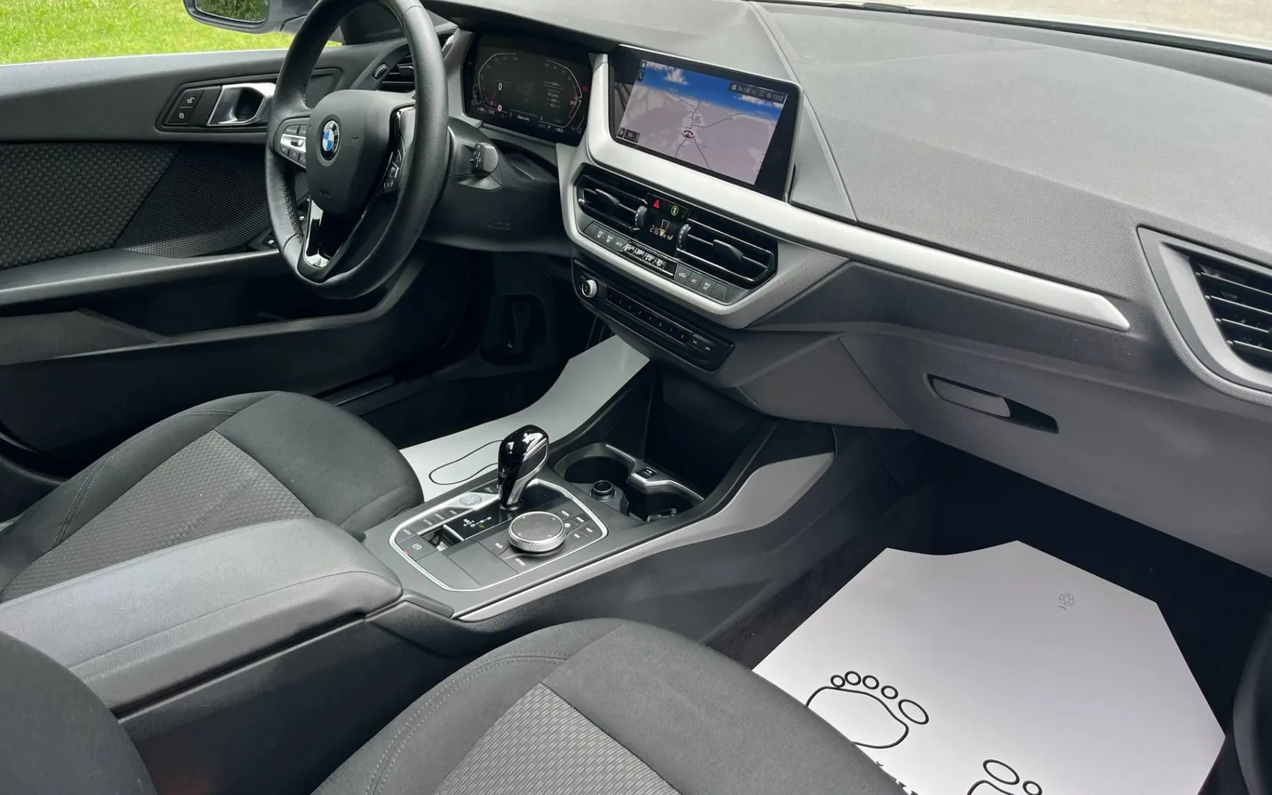 Notranja slika - BMW serija 1: - 116d-1 LASTNICA-ALU-LED-NAVI-KAM-ODLIČEN - 10