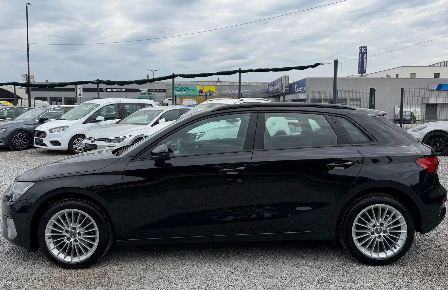 Zunanja slika - Audi A3 - 30 TDI SPORTBACK-ACC-NAVI-VIRTUAL-17COL-VELIK SERV - 4