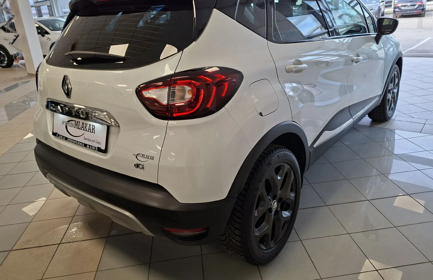 Zunanja slika - Renault Captur - Intens dCi 90-SLO-LED-NAVI-KAMERA-2X PDC- - 4