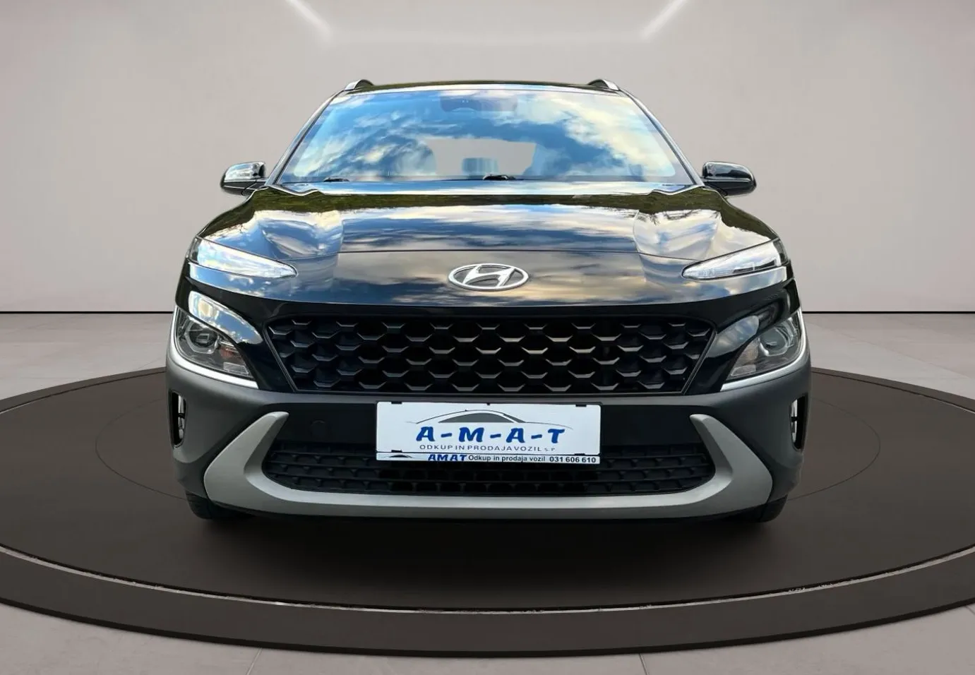 Zunanja slika - Hyundai Kona - 1.6 CRDI 136 MHEV od 1 lastnika 1 letna garancija - 1