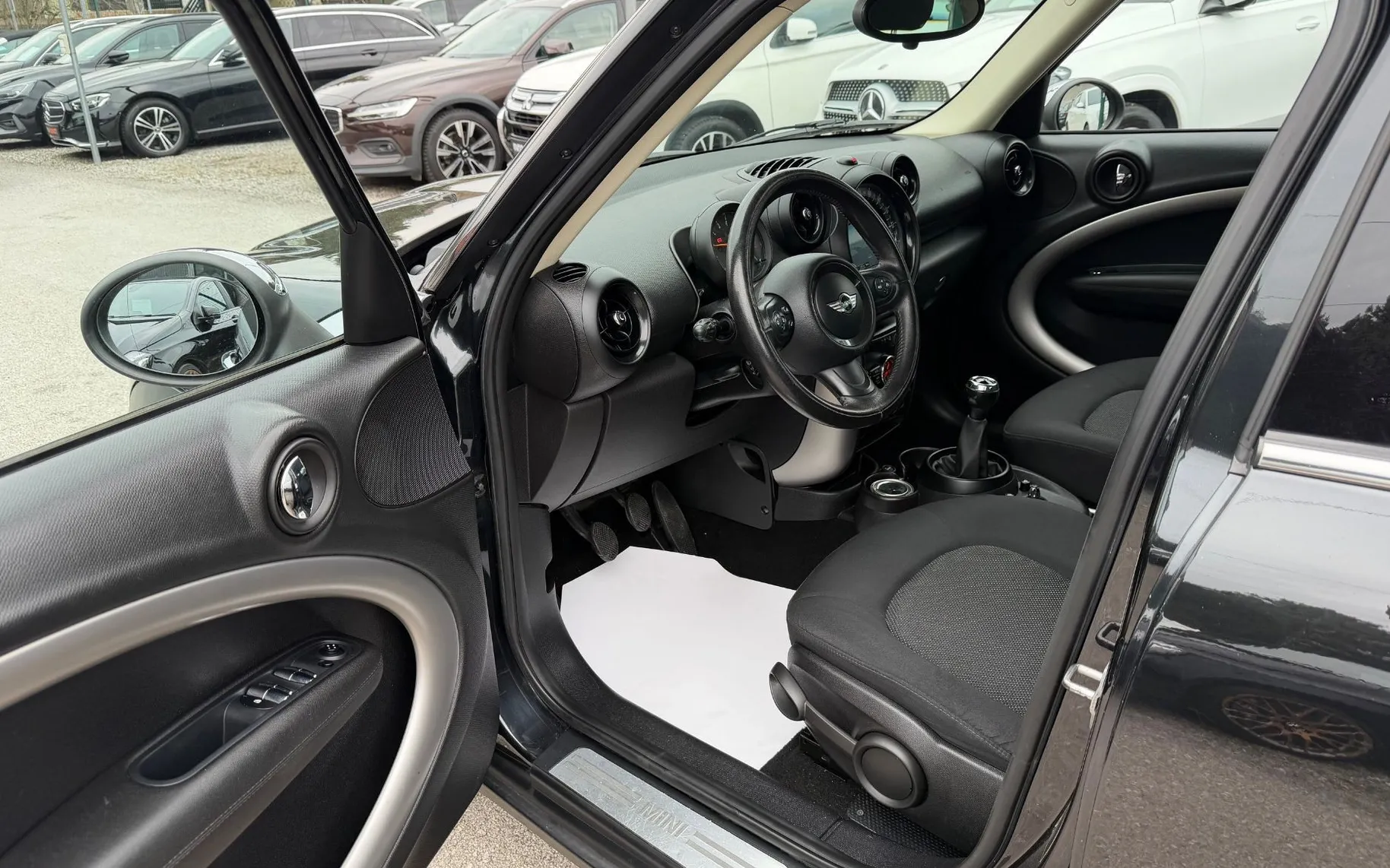 Zunanja slika - MINI Countryman - ONE D  LED NAVI TEMPOMAT AVTO.KLIMA ALU 17 - 14