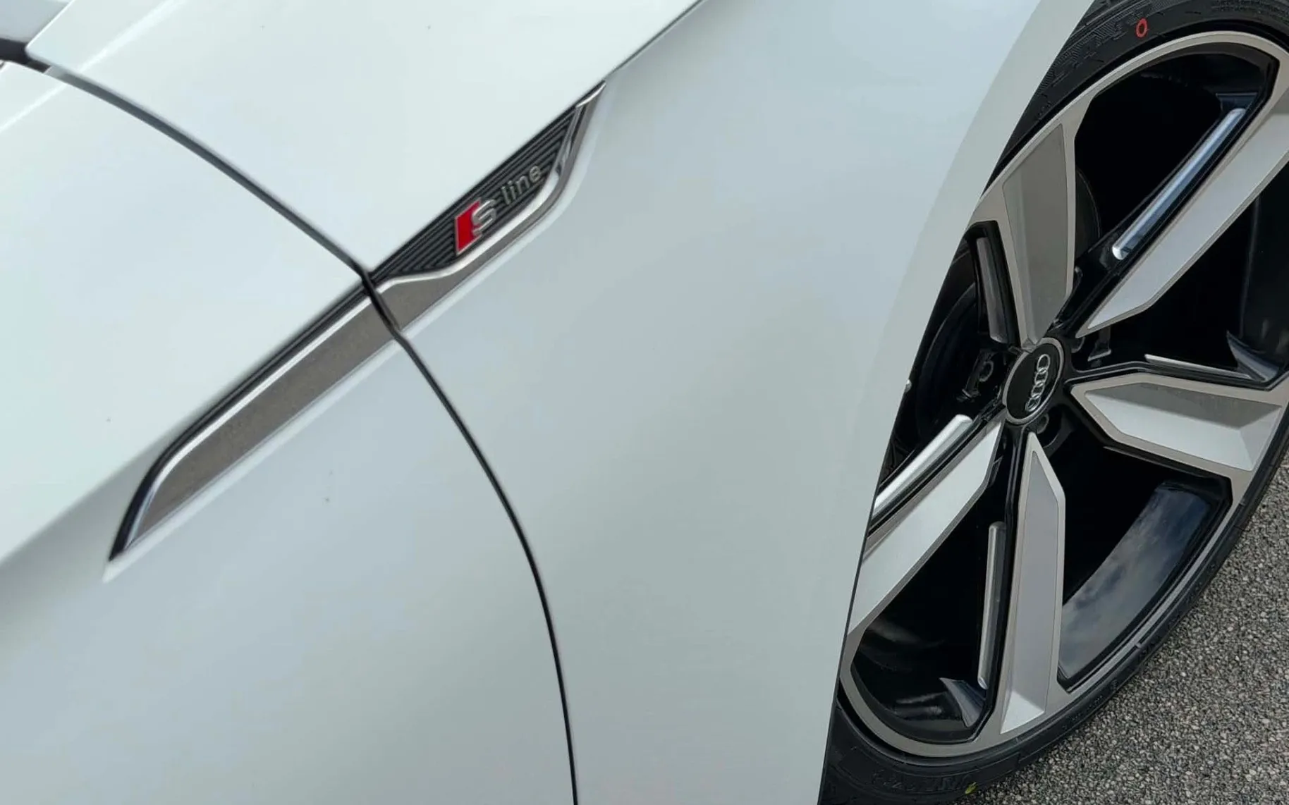 Notranja slika - Audi A5 Sportback - 2.0 TDI-AUT-S LINE-VIRUTAL-LIZING ZA TUJCE-XENON - 9