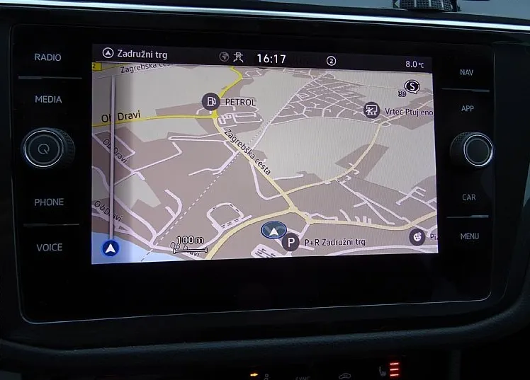Zunanja slika - VW Tiguan - 2.0 TDI DSG URBAN SPORT 150KM - KOT NOV-WEBASTO- - 14