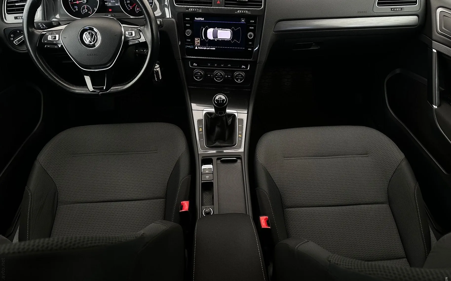 Zunanja slika - VW Golf - 1.6 TDI-2XPDC-LED-AKTIVNI TEMPOMAT-NA OBROKE TUJ.. - 6