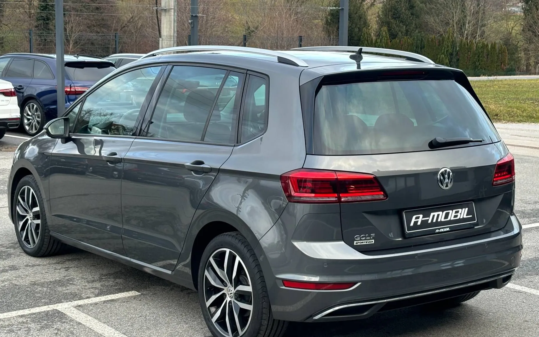 Zunanja slika - VW Golf - Sportsvan 1.0 TSI Highline FUL LED-NAVI-KAMERA-ACC - 4