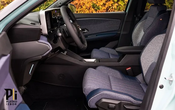 Zunanja slika - Renault 4 E-tech - techno EV52 110kW COMFORT RANGE - 7
