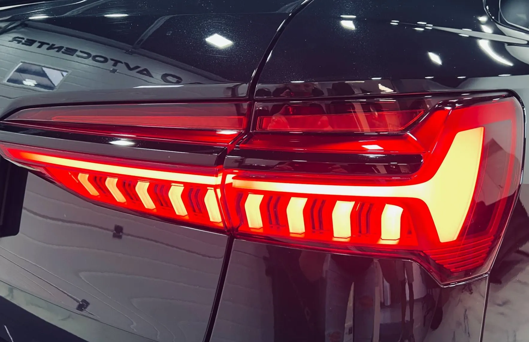 Zunanja slika - Audi RS6  - Avant Perform.TFSI quattro tiptronic 463kW... - 18