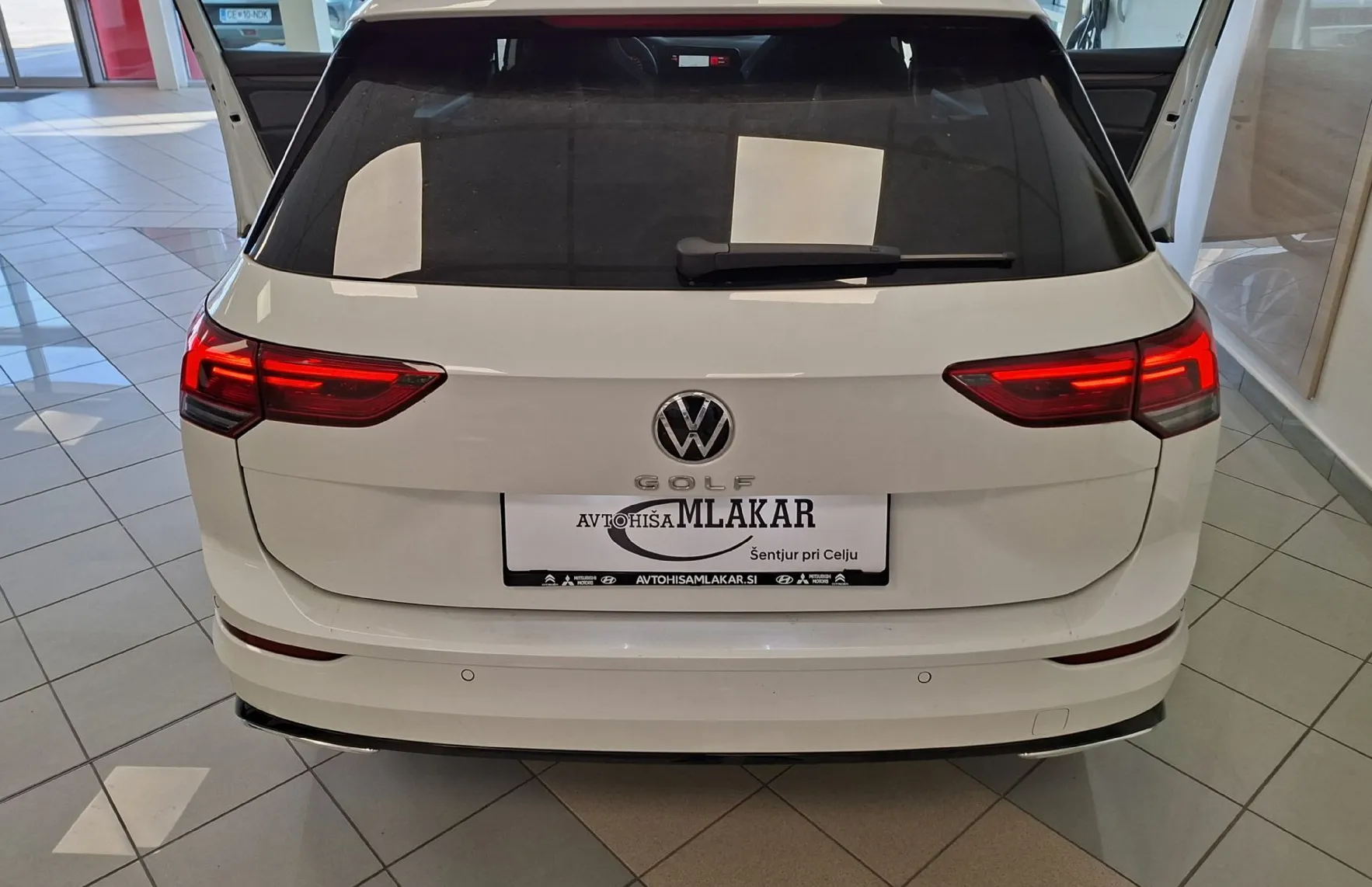 Zunanja slika - Volkswagen Golf - Variant 2.0 TDI R-Line avt. 110  150 - 5