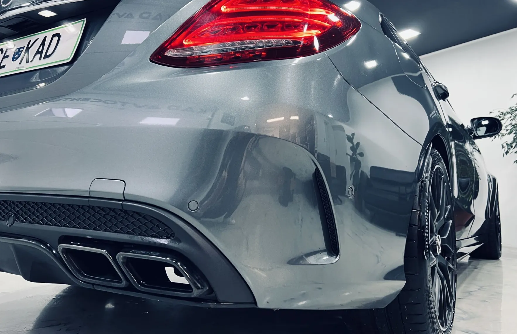 Zunanja slika - Mercedes-Benz C-Razred - C 63 S AMG Avt. V8 - 11