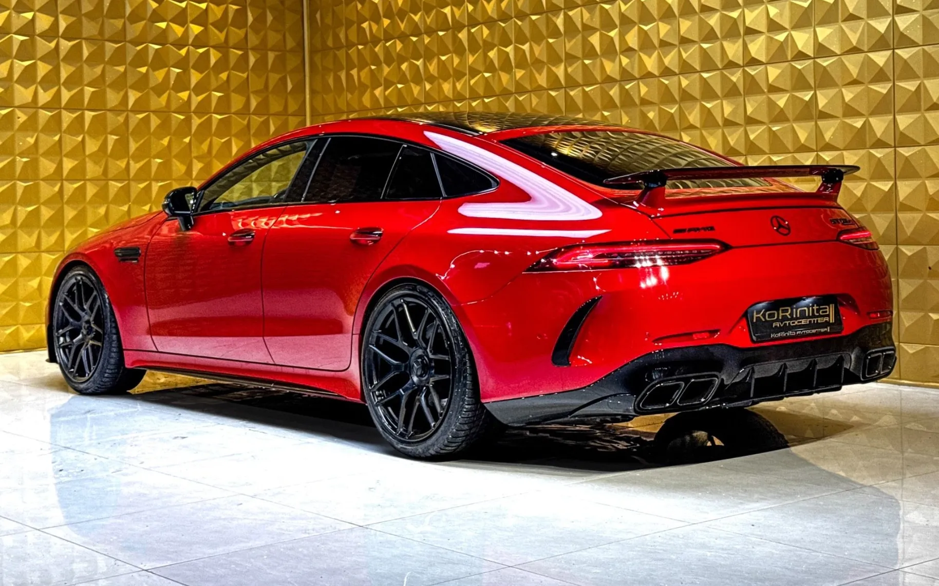Notranja slika - Mercedes-Benz AMG GT 4-vratni Coupe - GT63S-BUCKET SEATS-AERO PAKET-ZRACNO-SOFT CLOSE... - 7
