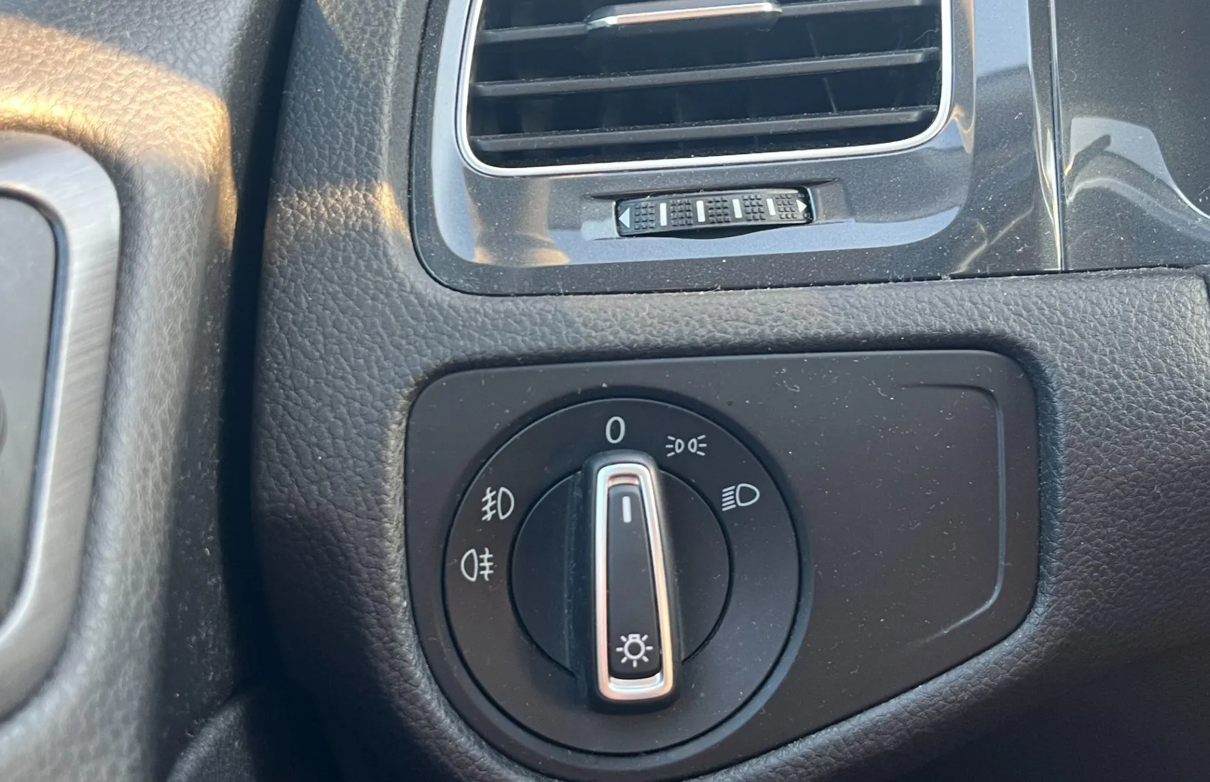 Zunanja slika - Volkswagen Golf - Variant 1.6 TDI BMT Rabbit - 20