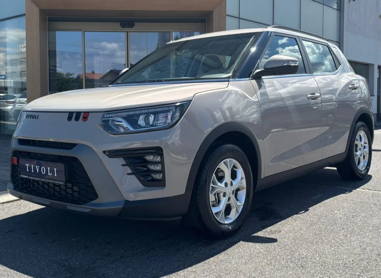 Zunanja slika - KG Mobility Tivoli - 1.5 GDI-T Fresh M T - 1
