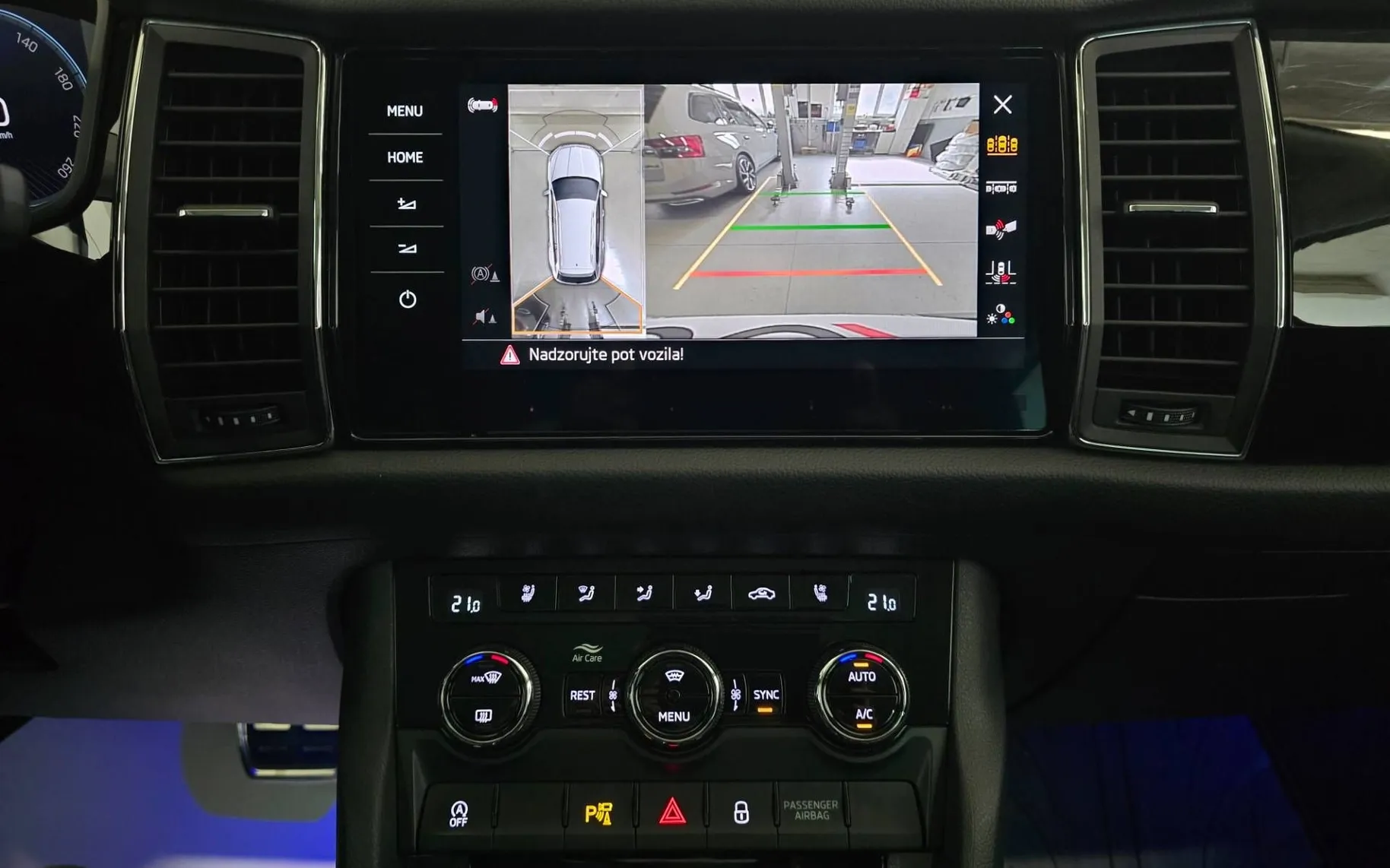 Notranja slika - Škoda Kodiaq - 2.0 TDI L K DSG - Matrix.360kam.Canton.asistence - 13