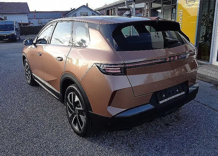 Zunanja slika - Opel Grandland - 1.2 145KM HYBRID - BOGATA OPREMA - 2