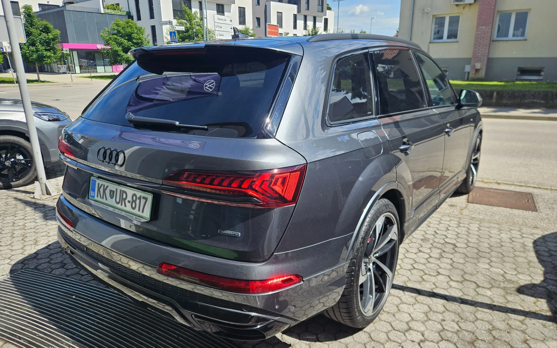 Zunanja slika - Audi Q7 - quattro 60 TFSIe S line - 3