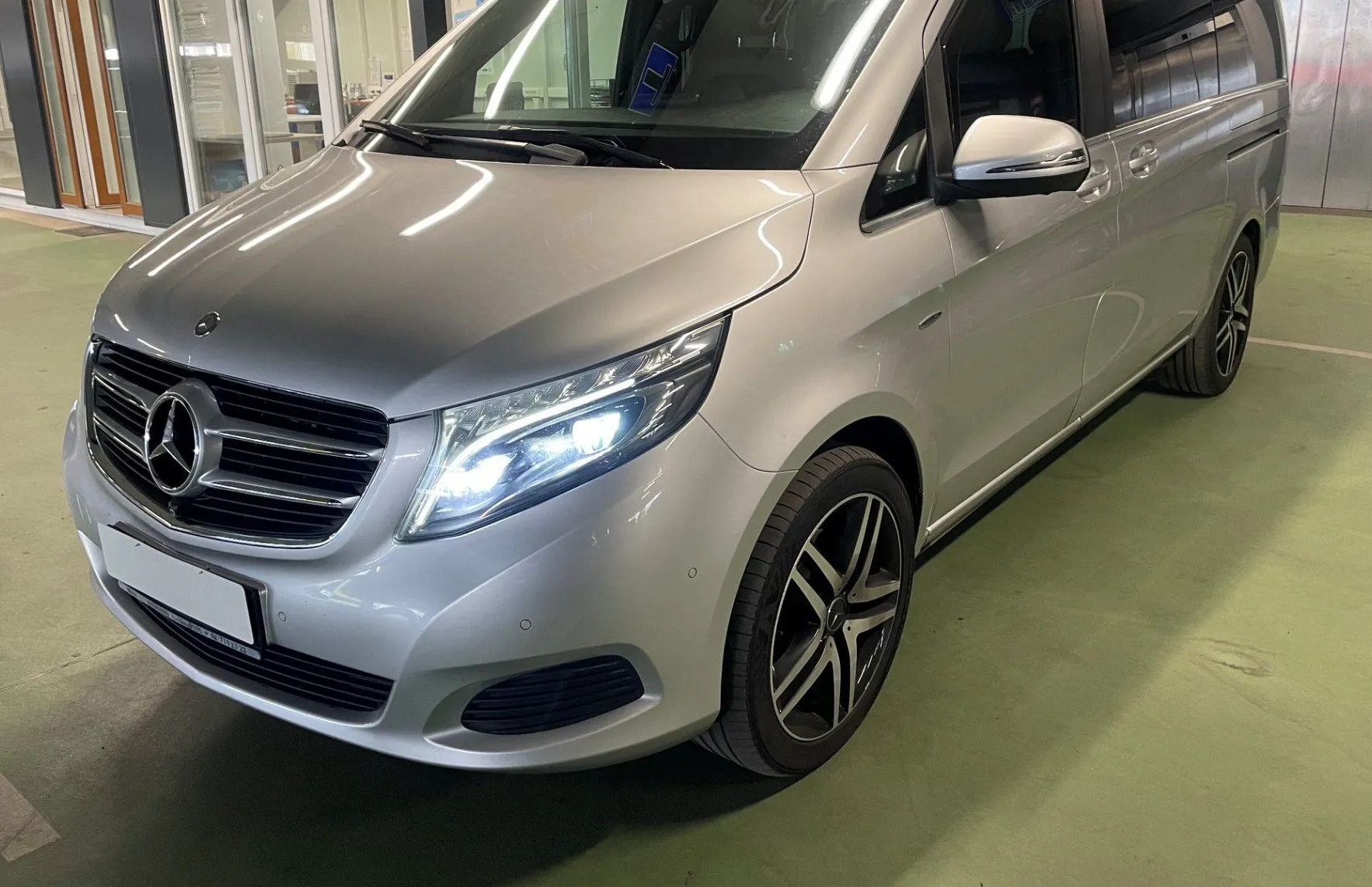Zunanja slika - Mercedes-Benz V-Razred - V 250 d BlueEFFICIENCY Avantgarde NAVI.USNJE.KAMER - 1