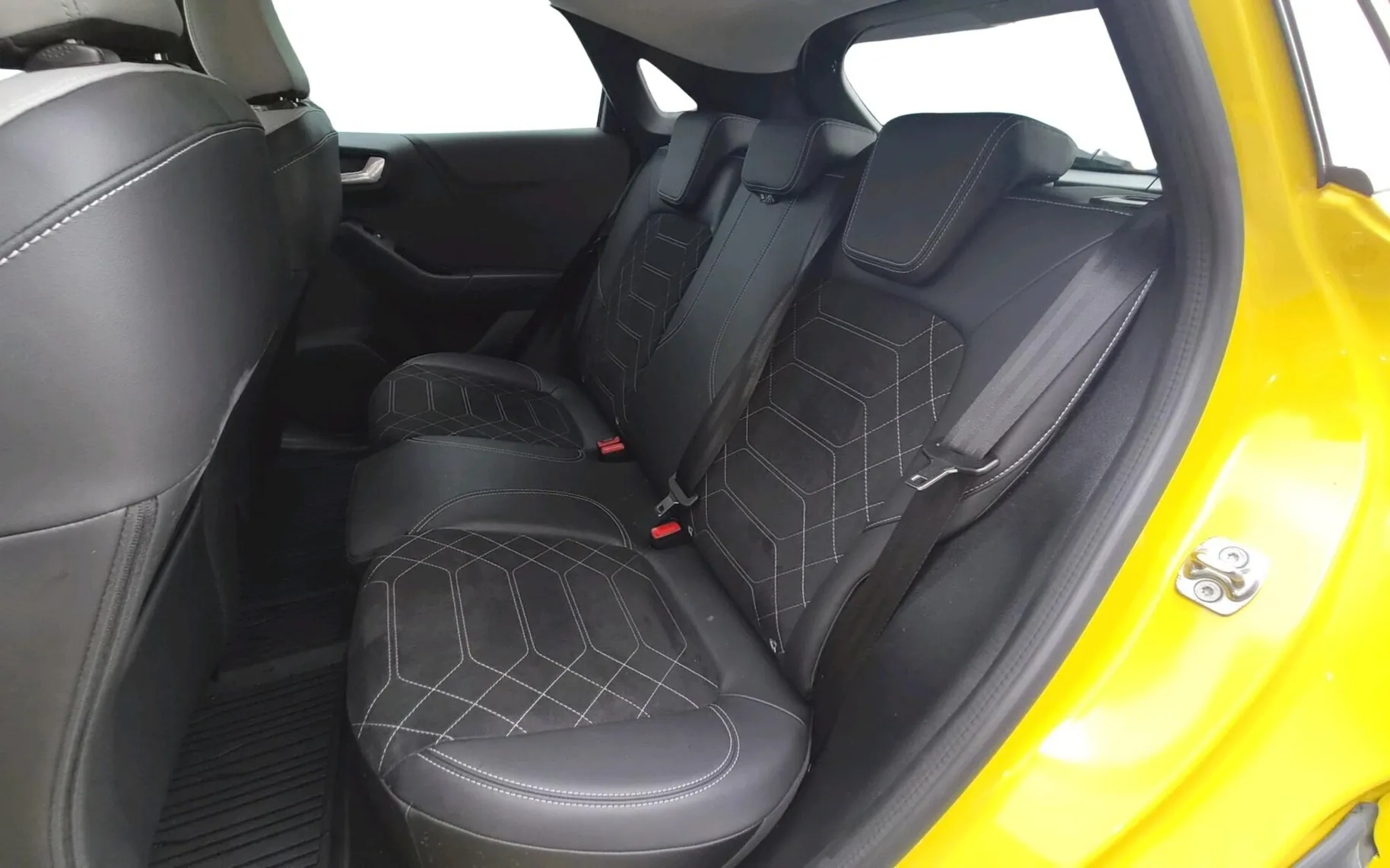 Zunanja slika - Ford Puma - Gen-E 43 kWh Premium-SLO-RADAR-BLIS-LINE-360o-ZIMS - 6