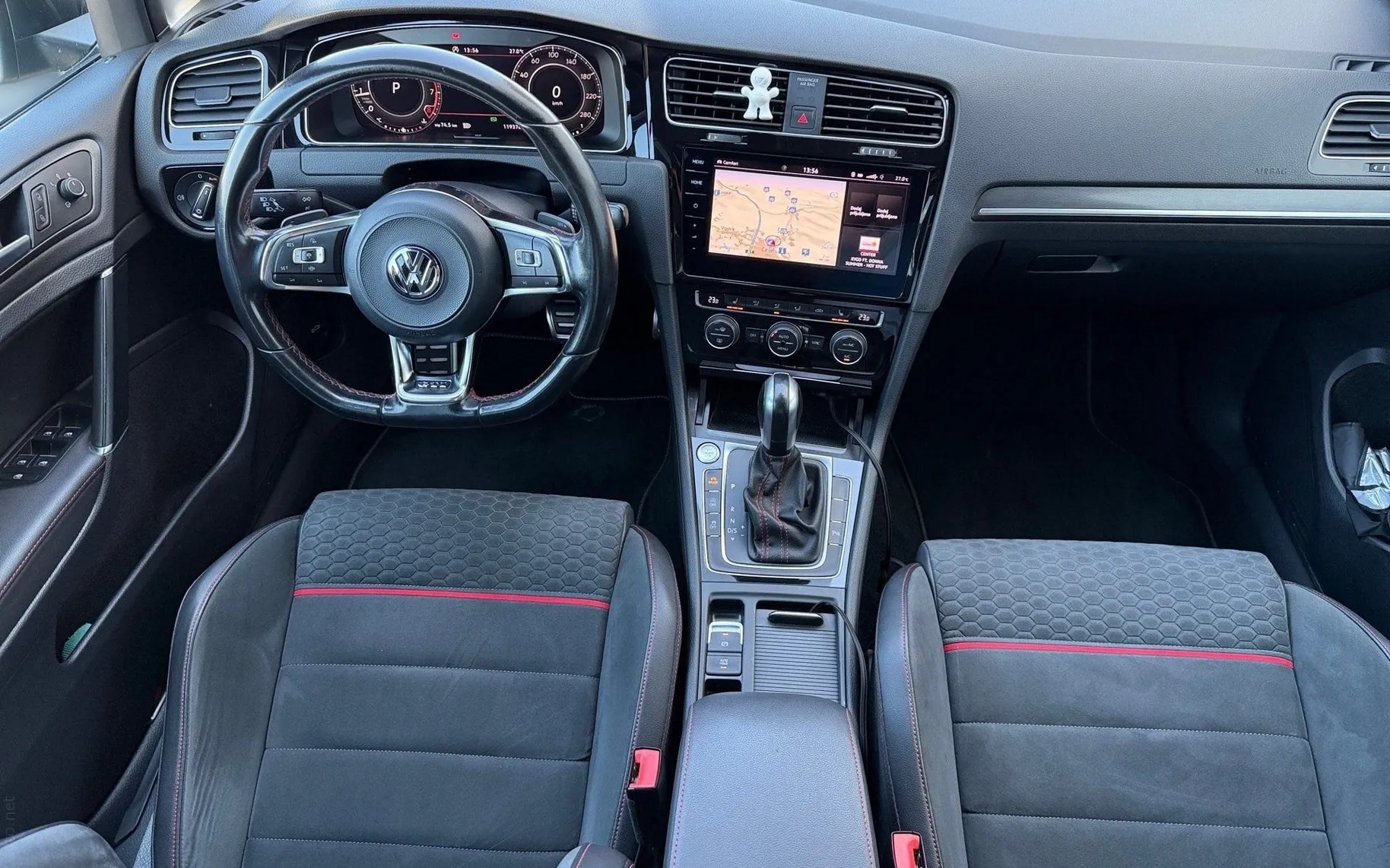Notranja slika - Volkswagen Golf - 2.0 GTI Performance BMT DSG-DCC-19 COL-ACC-Kamera. - 10