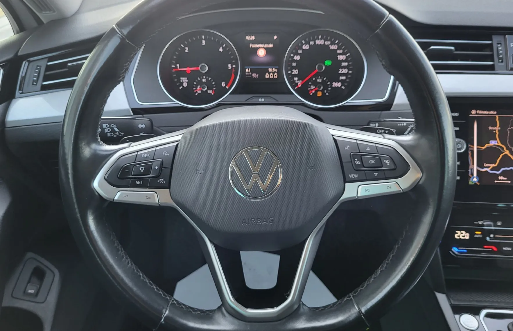 Zunanja slika - Volkswagen Passat - Variant 2.0 TDI AUT slo-1.last-alu-acc-navi-led-radar-pdc- - 8