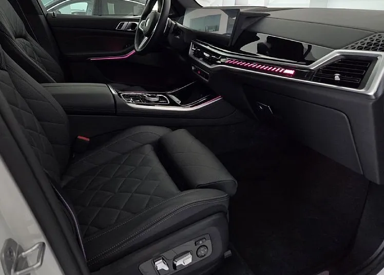 Zunanja slika - BMW X5 - serija : M60i xDrive.M.SPORT-ZRAČNO-KLJUKA-PANO-HUD-WEB-KEY - 11