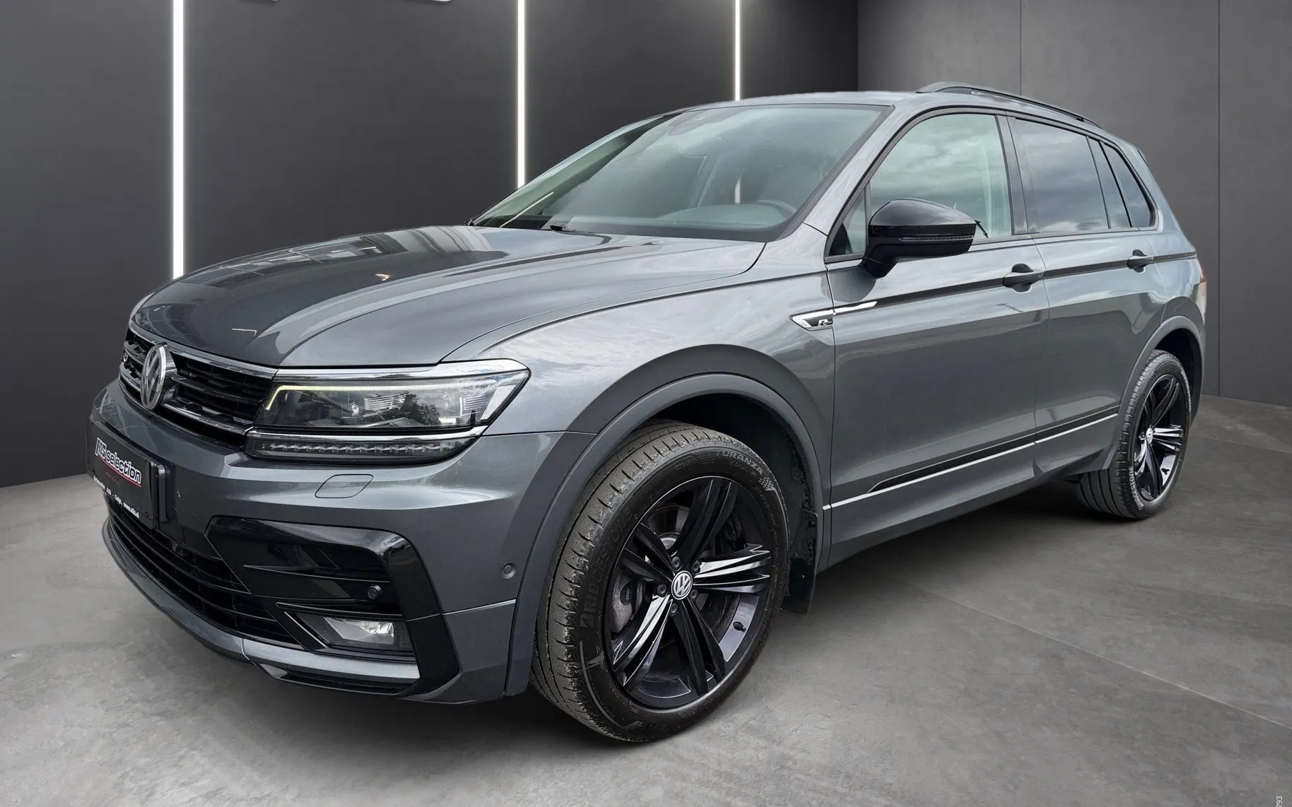 Zunanja slika - Volkswagen Tiguan - 4motion 2.0 TDI BMT DSG R-Line-Black Style-WEBAS - 1