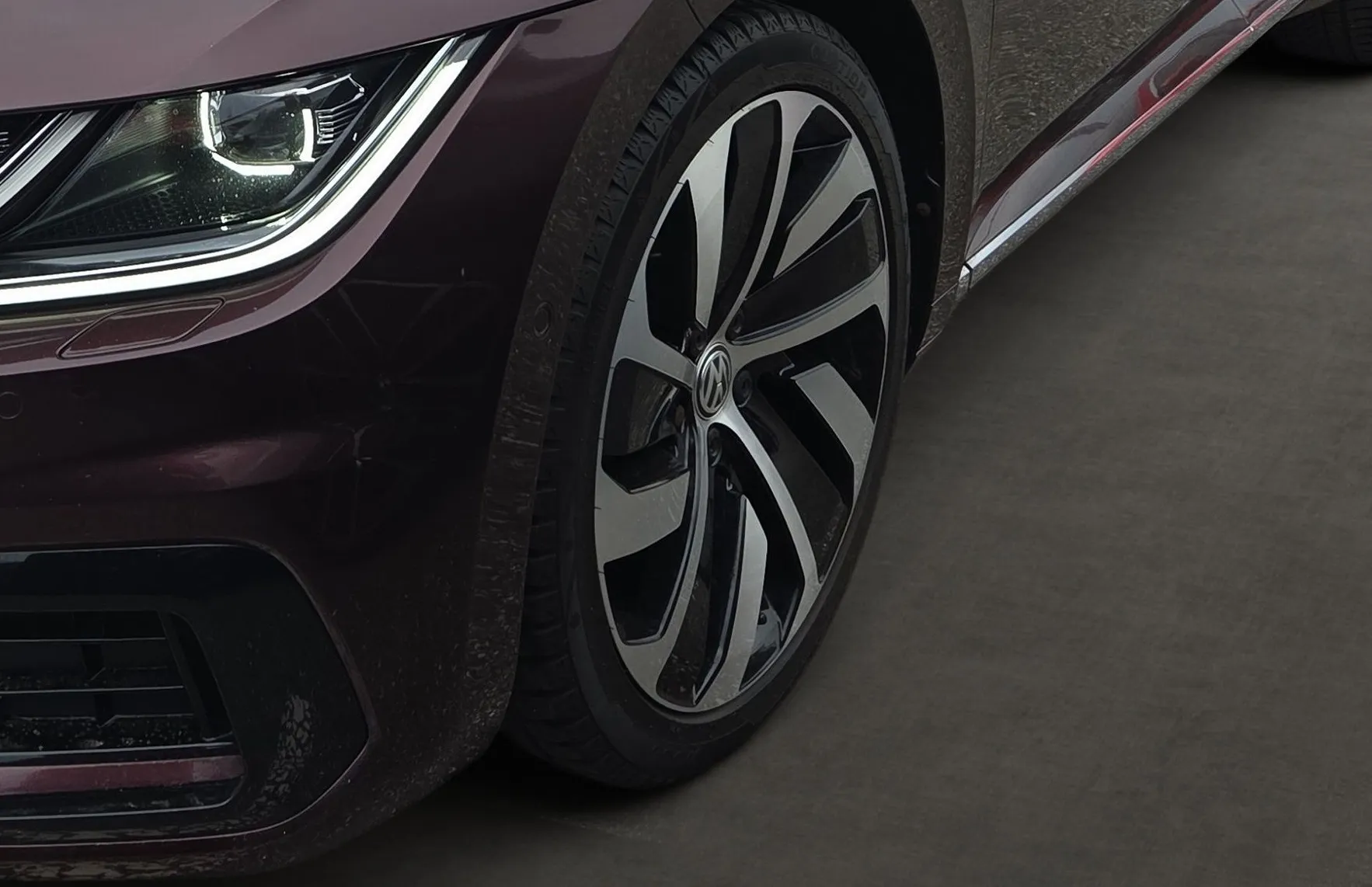 Zunanja slika - VW Arteon - 2.0 TSI avt. 140kW R-Line rezerviran - 6