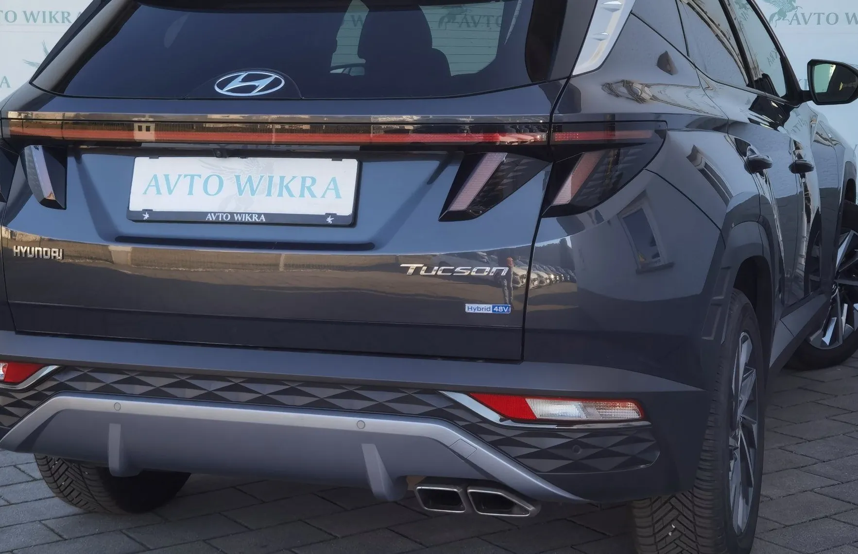 Zunanja slika - Hyundai Tucson - 1.6CRDI DCT Premium BI-LED•BLIS•GRETJE•KEYLES•18C• - 4
