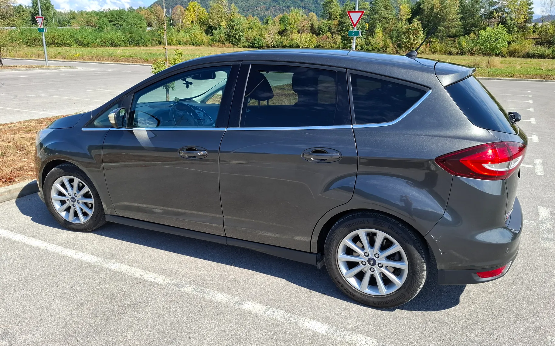 Zunanja slika - Ford C-MAX - 1,0 EcoBoost Titanium - 2