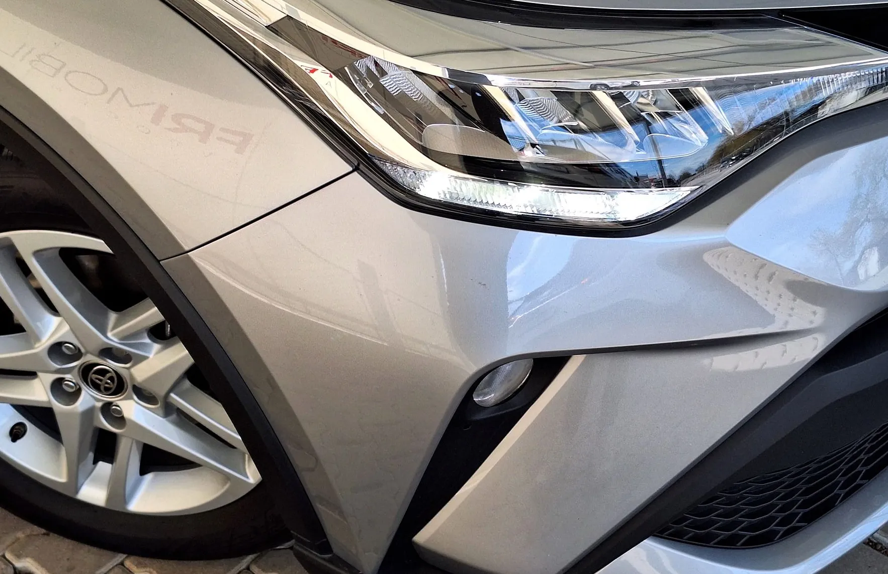 Zunanja slika - Toyota C-HR - 1.8 Hybrid C-ENTER Smart Bi-Tone - 8