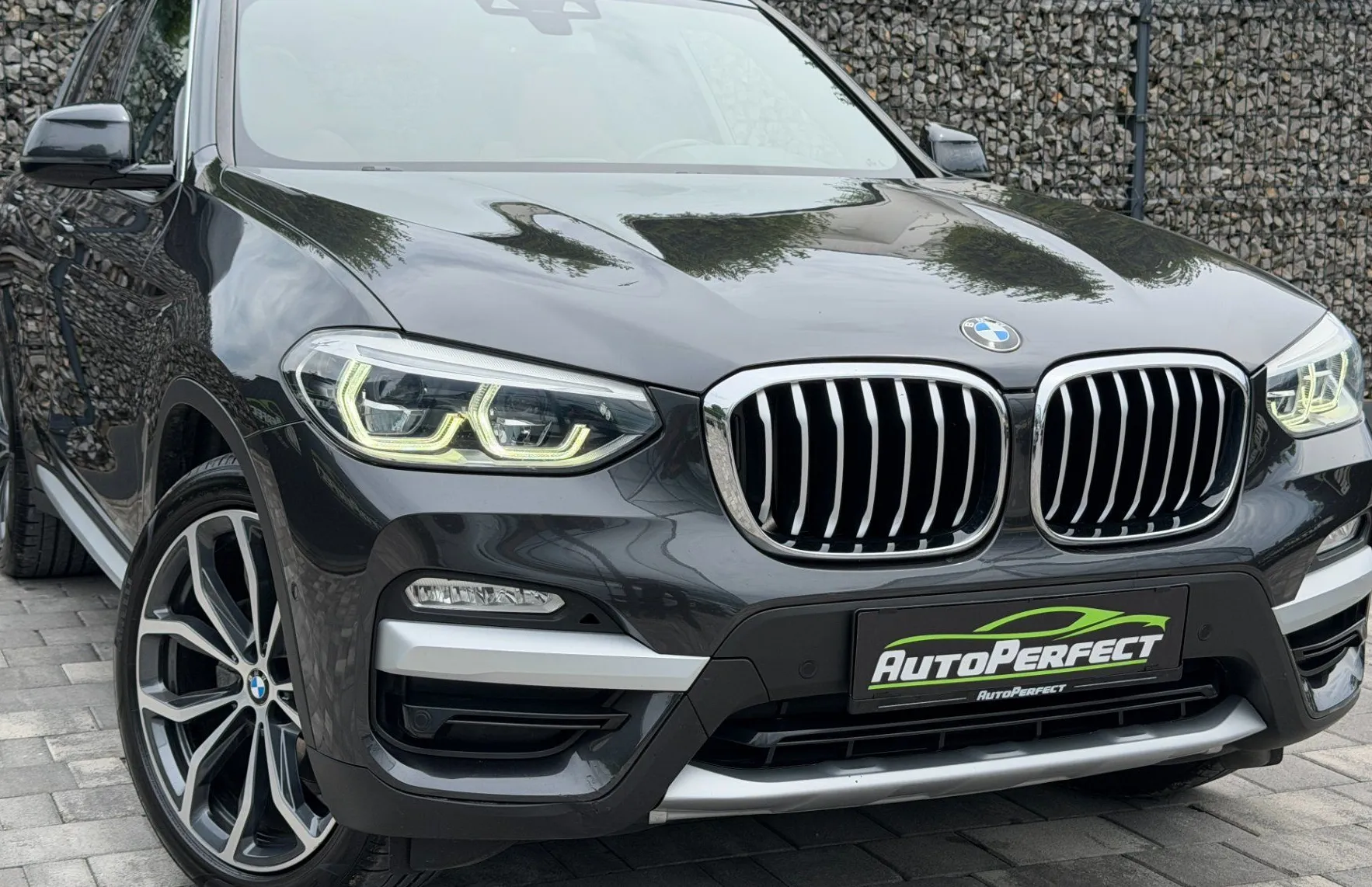 Zunanja slika - BMW X3 - serija : xDrive 20d xLine | Panorama | Usnje | FullLed - 1
