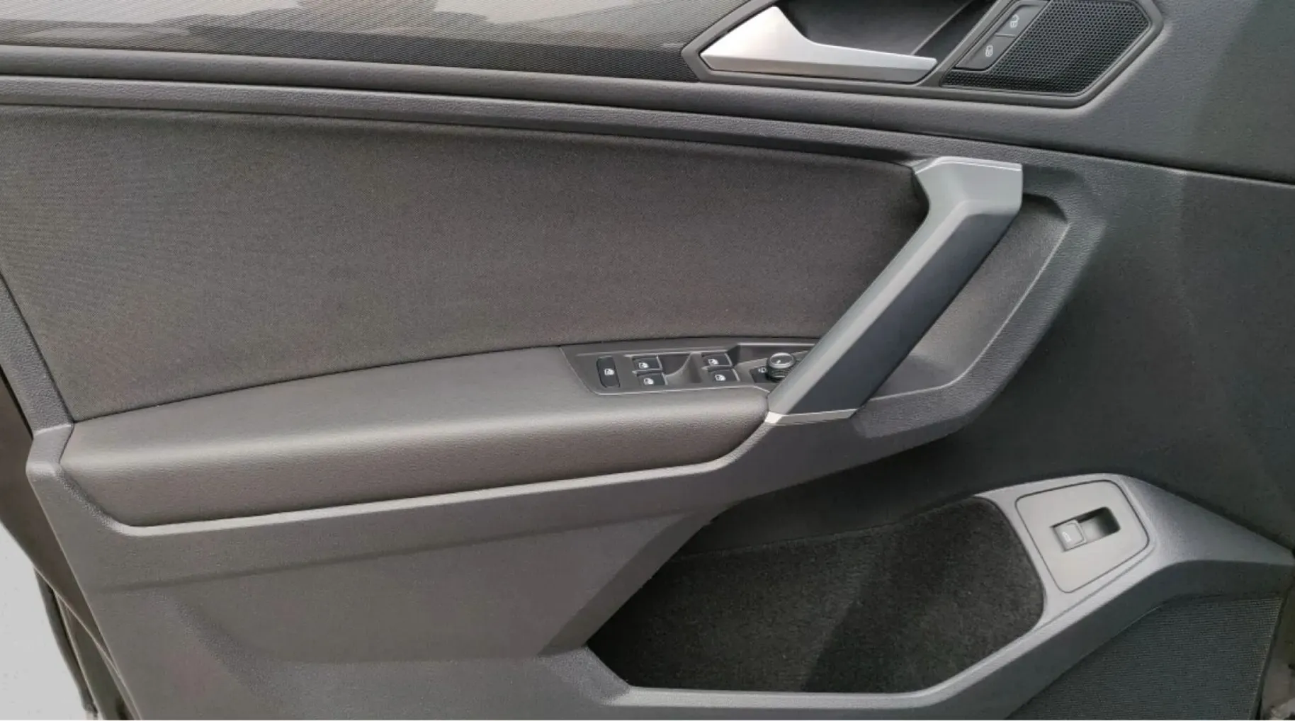 Zunanja slika - VW Tiguan Allspace - 2.0 TDI 4MOTION avt. Highline 110 kW - 13